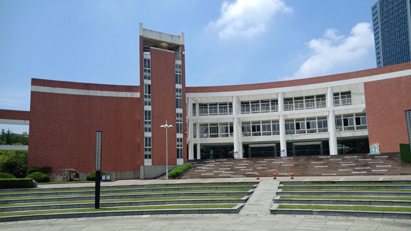 汽车电阻常用型号参数解析：揭秘汽车电子中的“心脏